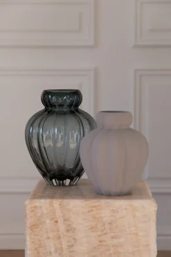 Hot Specktrum Audrey Vase - Petrol blue Medium