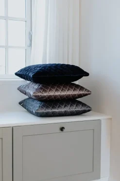 Specktrum Daytona Pillow - Silver/Blue Square