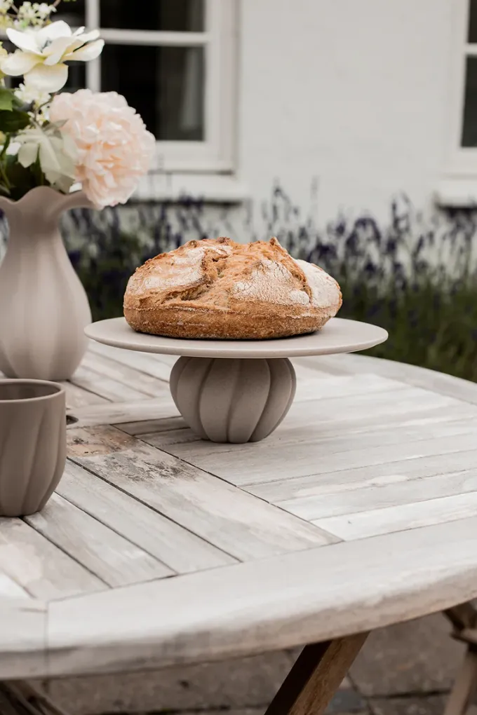 Online Specktrum Nellie Cake Stand - Sand