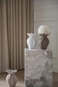 Hot Specktrum Nellie Vase - Brown Medium
