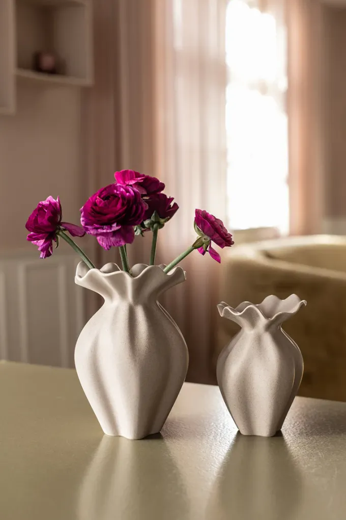 Hot Specktrum Nellie Vase - Sand Medium