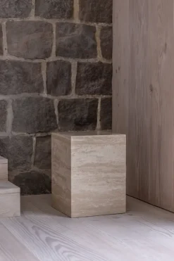 Outlet Specktrum Phantom Cube Table - Travertine Side Table
